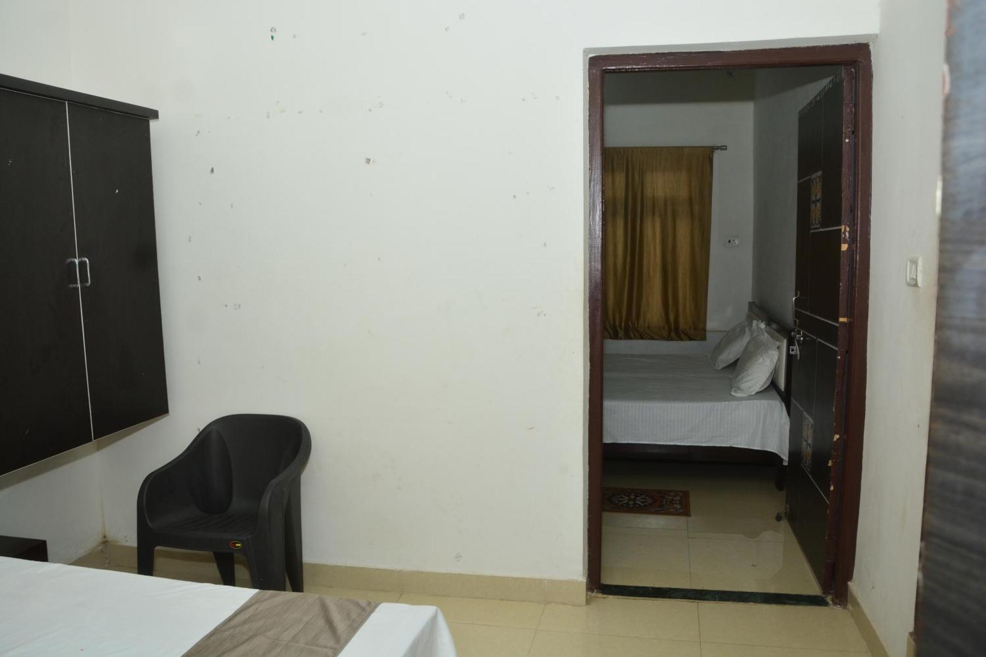 Hotel Chandrasha Villa Ayodhya Dham Ram Mandir 600 Meter Eksteriør bilde